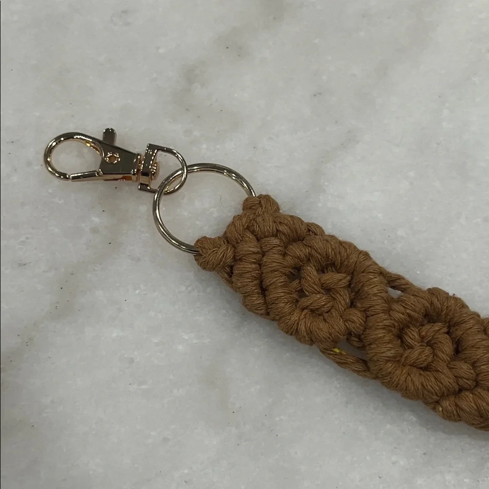 Brown Cotton Macramé Keychain - Picture 3 of 4
